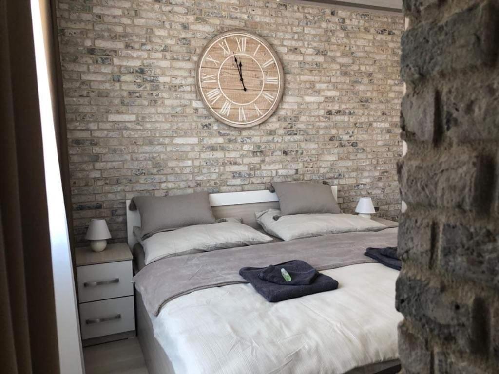 Urban Residence C707, Free Garage Parking Bratislava Exterior foto