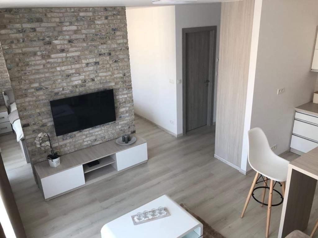 Urban Residence C707, Free Garage Parking Bratislava Exterior foto