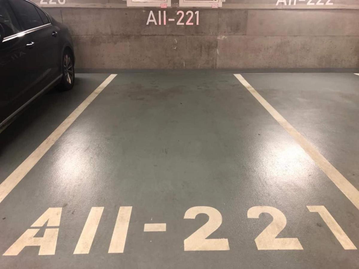 Urban Residence C707, Free Garage Parking Bratislava Exterior foto
